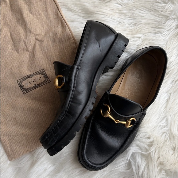 Gucci Black Leather Playform Sole Loafers with Gold Accent - Picture 3 of 8